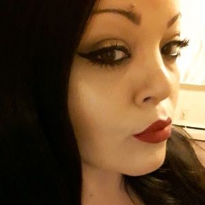 Meet your Posher, Althea